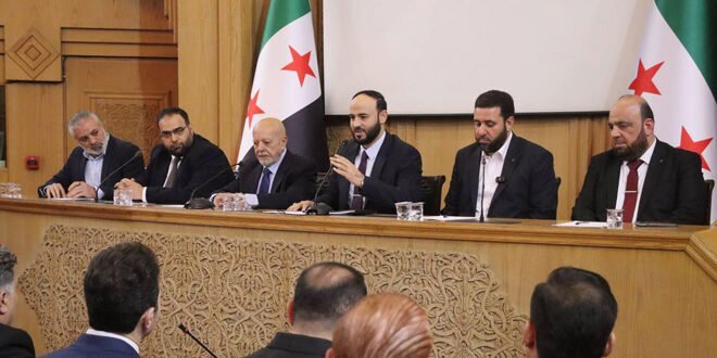 حلب: وزير الاقتصاد يبحث مع الفعاليات الاقتصادية سبل إنعاش التجارة والصناعة وتجاوز التحديات