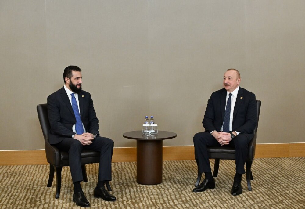 الرئيس السوري أحمد الشرع يعزز الدبلوماسية بلقاءات مع زعماء ومسؤولين خلال منتدى أنطاليا التركي