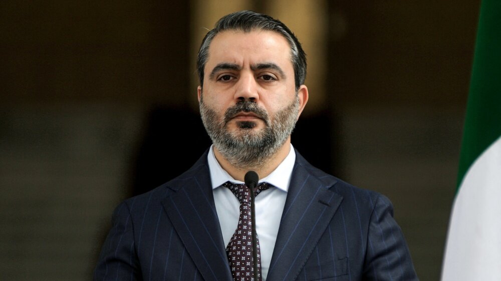 دمشق والآلية الدولية تبحثان آليات تحقيق العدالة الشاملة في سوريا: هل يلوح انفراج؟