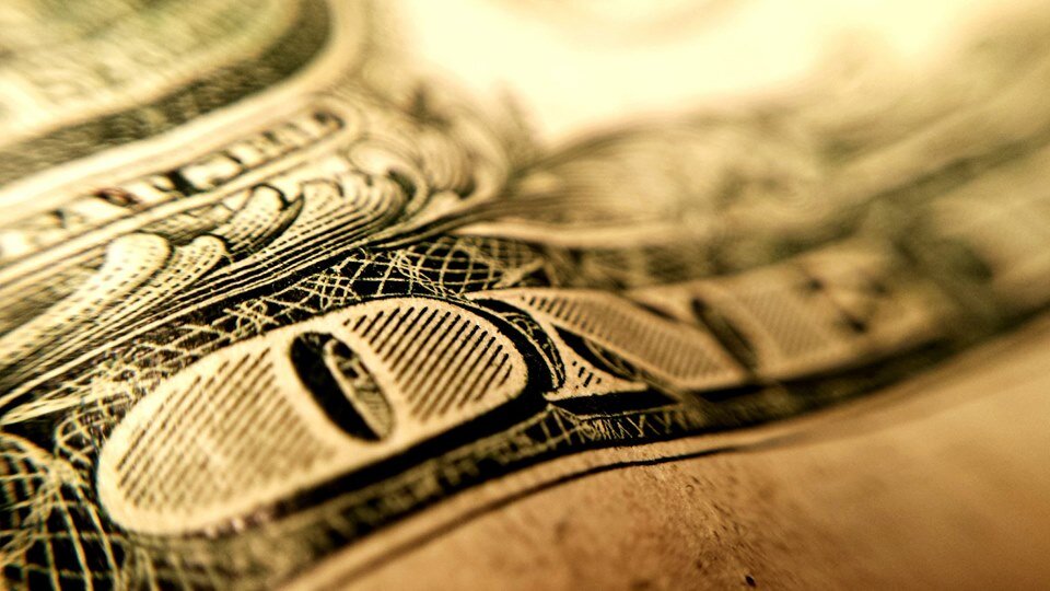 استقرار نسبي: أسعار صرف الليرة السورية مقابل العملات الأجنبية في نهاية تعاملات السبت