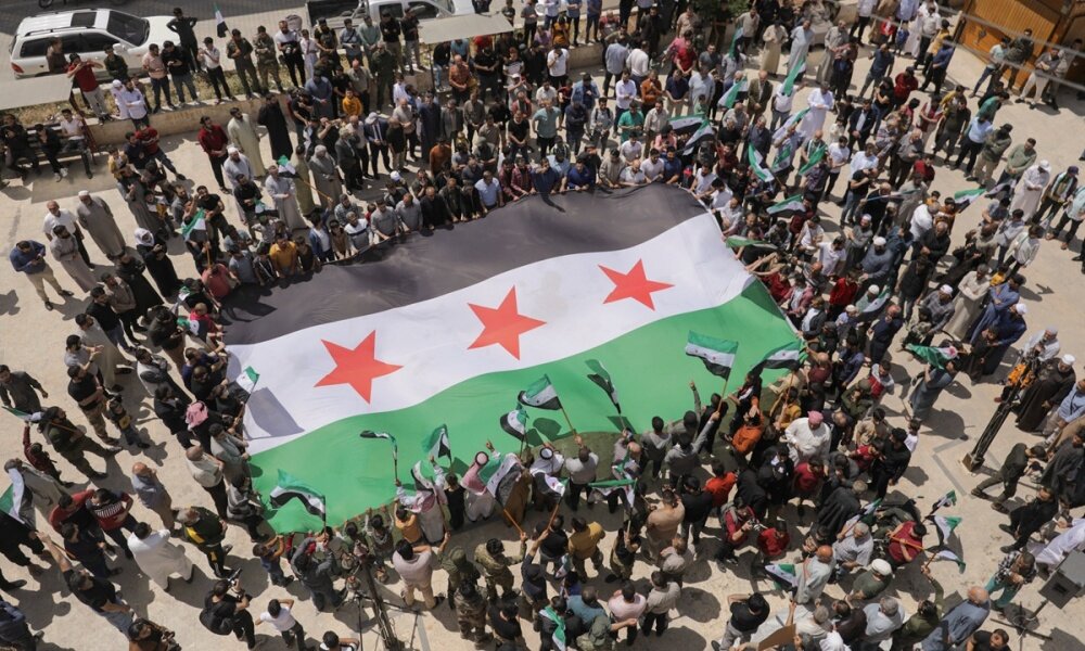 سوريا: دعوات لـ"جمعة غضب" للمطالبة بالعدالة الانتقالية ومحاكمة المتورطين بجرائم الحرب