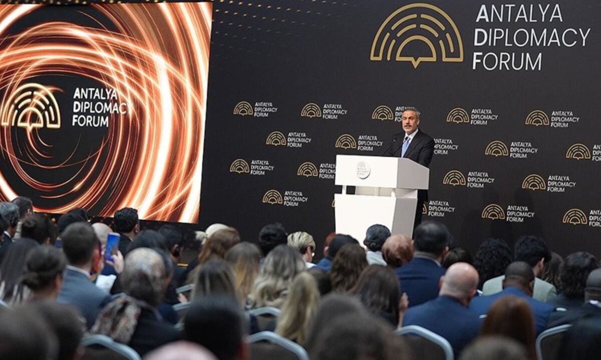 وزير الخارجية التركي: نعارض التهديدات لسوريا ونسعى لتجنب الصدام مع إسرائيل