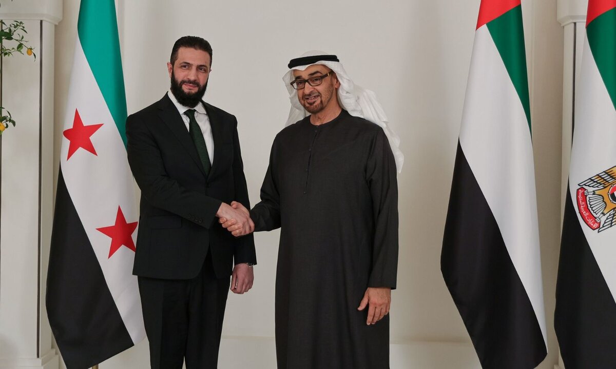 الإمارات تستأنف رحلاتها الجوية إلى سوريا وتؤكد دعمها لدمشق