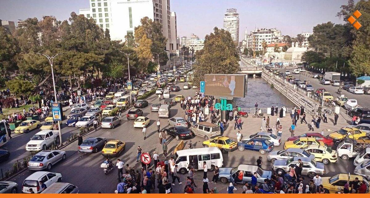 تخفيف الازدحام في دمشق: نقل مواقف ميكروباصات جسر الحرية إلى أطراف المدينة