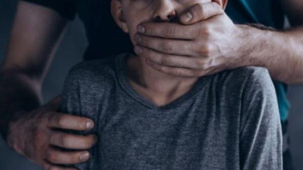 صدمة في دمشق: أم تعذب طفلها بوحشية لمدة عام والسبب صادم!