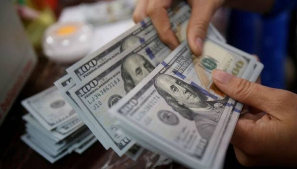 تذبذب سعر الليرة السورية اليوم: نظرة على الأسعار الرسمية والموازية