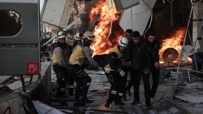 مجزرة في إدلب: قصف النظام السوري يودي بحياة مدنيين ويخلف عشرات الجرحى