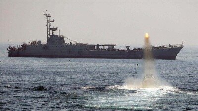 روسيا تنفذ مناورات بحرية واسعة بمشاركة ثلاثة أساطيل قبالة سواحل طرطوس