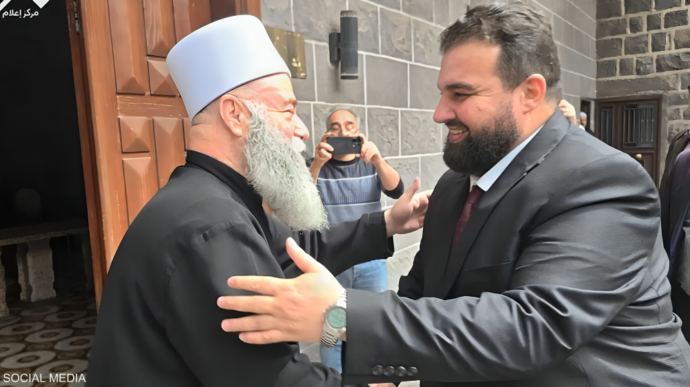 محافظ السويداء ينفي دعوات الانفصال ويؤكد: مشايخ العقل يؤمنون بوحدة سوريا