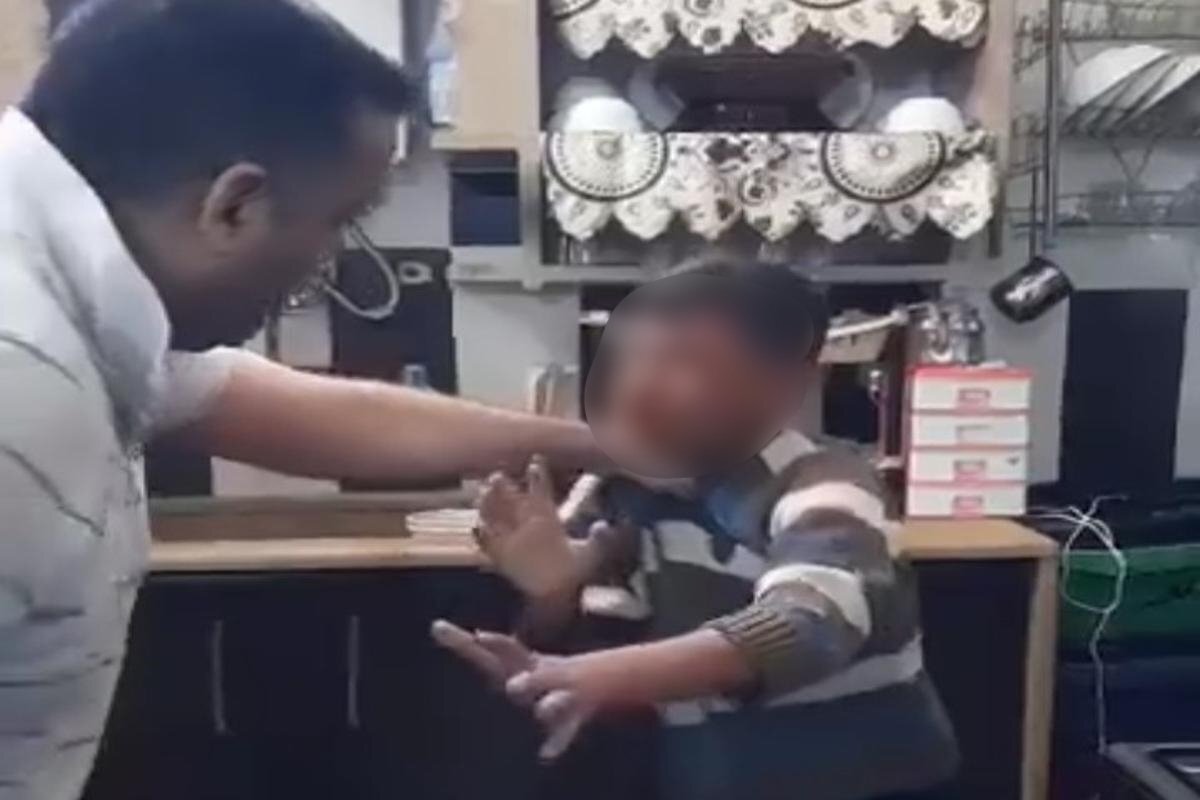 جريمة تهز سوريا: القبض على عمّ يعذّب طفلاً بوحشية ويثير غضبًا شعبيًا