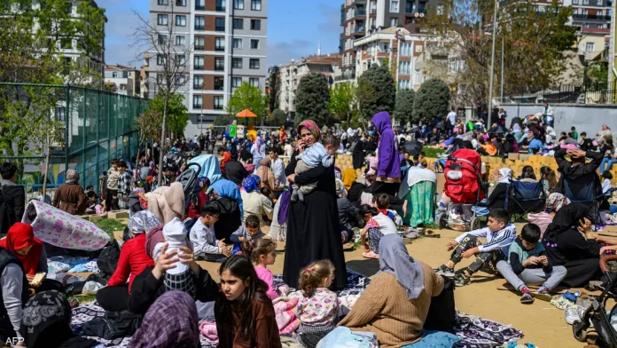 زلزال يضرب إسطنبول: ذعر وإصابات وهزات ارتدادية وتعليق الدراسة
