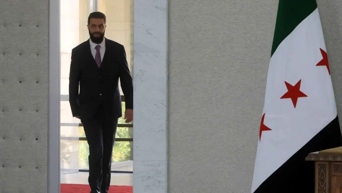 العراق يدعو الرئيس السوري المؤقت لحضور القمة العربية الحاسمة في بغداد