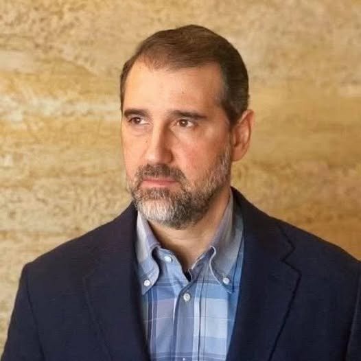 رامي مخلوف يفاجئ بإعلان تشكيل جيش ضخم قوامه 150 ألف مقاتل "للدفاع عن الساحل"