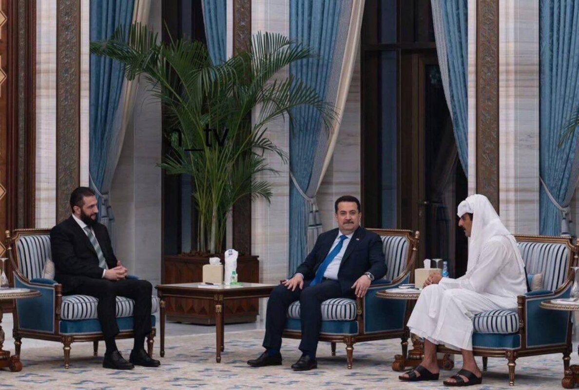 قمة ثلاثية في الدوحة: السوداني والشرع يبحثان التطورات السورية برعاية قطرية