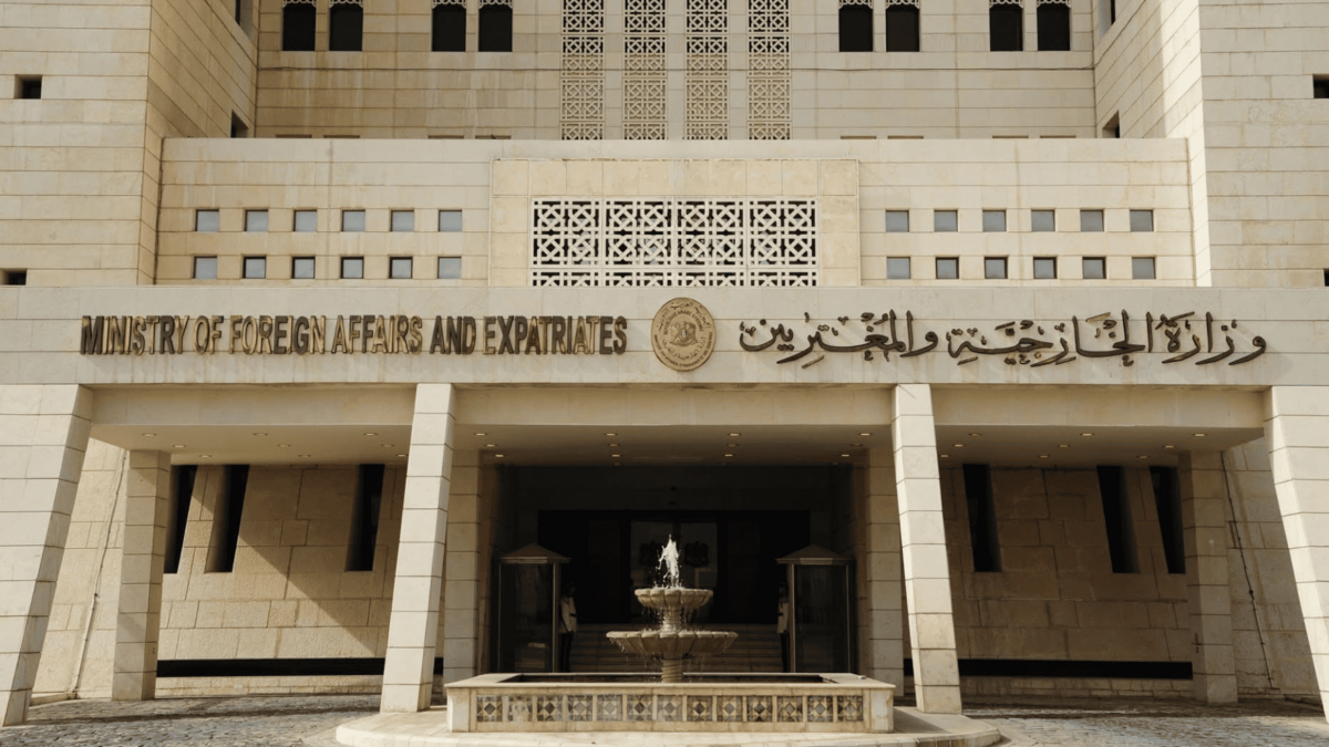 سوريا ترد على شروط واشنطن لتخفيف العقوبات: التزامات محدودة وتطالب بتفاهمات متبادلة