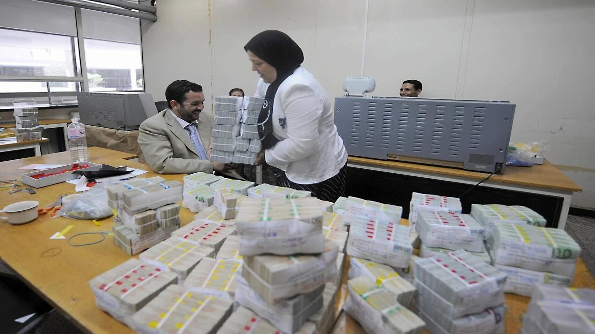 تعيين حاكم جديد للمصرف المركزي السوري وخطة طارئة لدعم الليرة