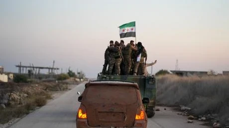 اتفاق تاريخي في حلب: تبادل أسرى وانسحاب لقوات سوريا الديمقراطية يمهد لاستقرار المنطقة