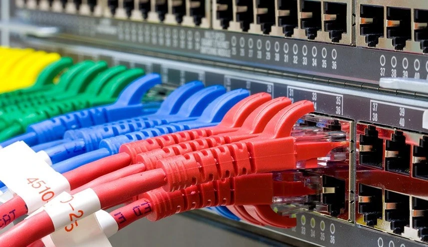 تركيا تعرض على سوريا تزويدها بالإنترنت وخدمات الأقمار الصناعية: خطة شاملة للاتصالات والنقل