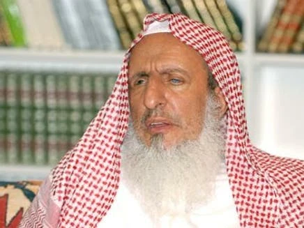 تحذير من المفتي: تصوير العبادات قد يقود إلى الرياء ويضعف الإخلاص