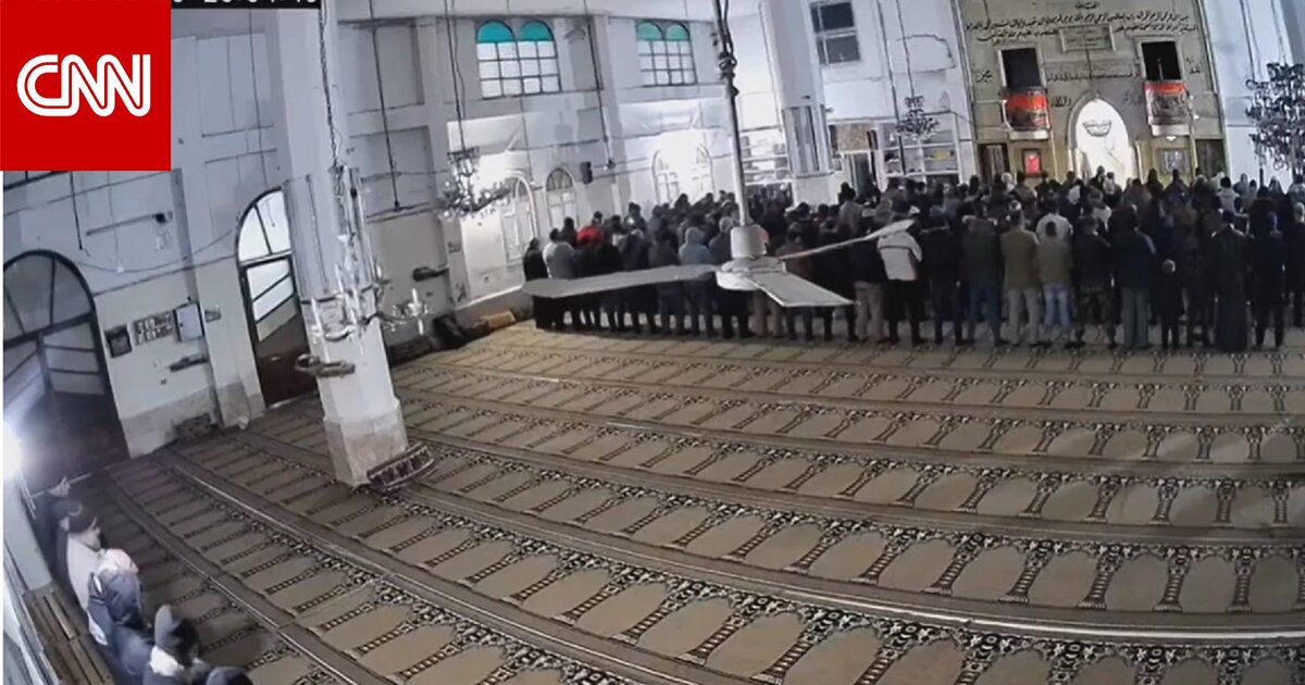 حقيقة فيديو فرار المصلين من مسجد أثناء زلزال تركيا: هل هو حديث أم قديم؟