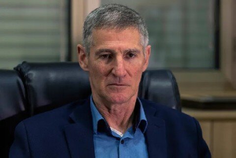 معارض إسرائيلي بارز: 'النصر المطلق' لنتنياهو وهم يقوض أمن إسرائيل ويعرض الرهائن للخطر