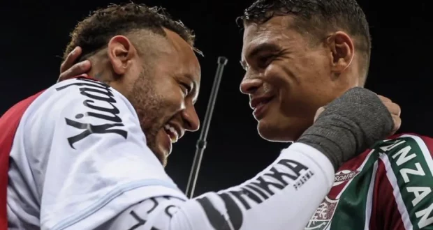 هدف "غريب" يطيح بسانتوس في الدوري البرازيلي ويمنح فلومينينسي فوزاً صعباً