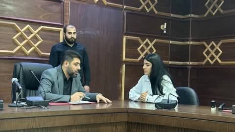 محافظ اللاذقية يفتح أبوابه للمواطنين: استماع مباشر لشكاوى واقتراحات لتحسين الخدمات