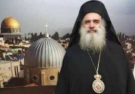 عطا الله حنا: بطريرك القدس.. صوت فلسطين ورسالة أمل في الجمعة العظيمة