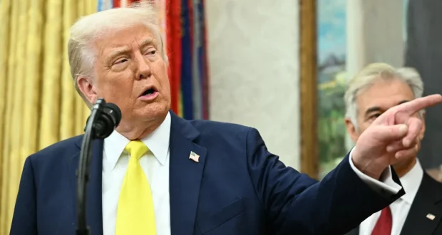 ترامب يهدد بالتخلي عن محادثات السلام الأوكرانية: هل اقترب الحل أم الانسحاب؟