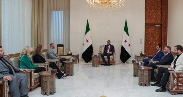 الرئيس الشرع يستقبل عضو الكونغرس الأمريكي كوري لي ميلز في دمشق لبحث العلاقات