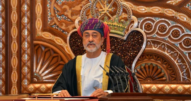 سلطان عمان في موسكو: وساطة نووية مرتقبة ومباحثات مع بوتين