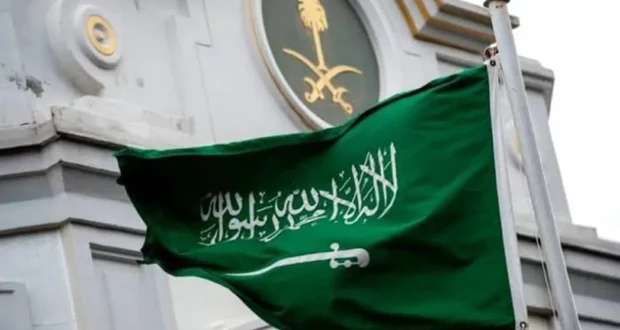 السعودية تتدخل لاحتواء التوتر المتصاعد بين الهند وباكستان بعد هجوم كشمير
