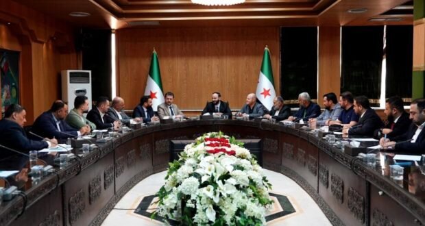 محافظ حلب يبحث مع مستثمرين عرب وأتراك آليات دعم إعادة الإعمار والانعاش الاقتصادي