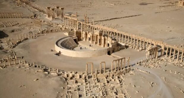 كيف تعيد التكنولوجيا تشكيل المشهد الثقافي: من المتاحف الافتراضية إلى فن الذكاء الاصطناعي